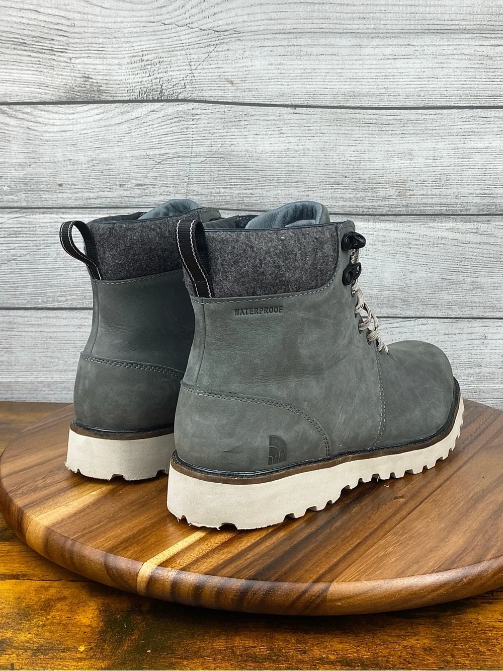 The North Face Work to Wear Lace II Waterproof Boots Grey Men’s Shoe Size 11